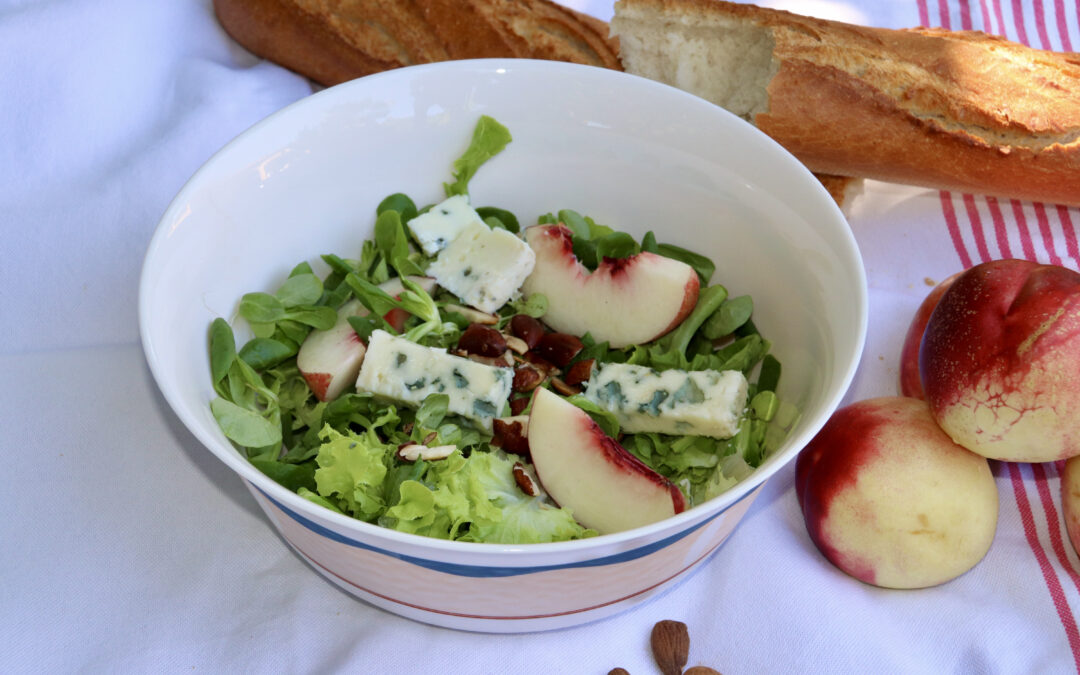 🌱 Sommersalat mit Nektarinen und Dressing ohne Dijon-Senf