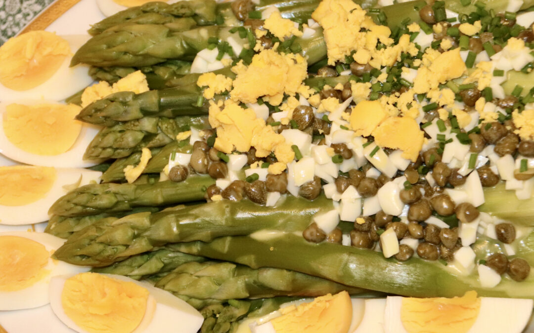 Grüner Spargel mit Sauce Vinaigrette