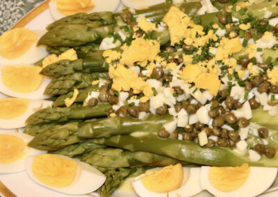 Grüner Spargel mit Sauce Vinaigrette