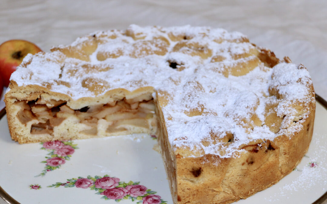 gedeckter Apfelkuchen