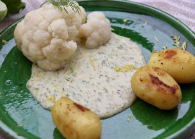Altwiener Karfiol mit weißer Sauce