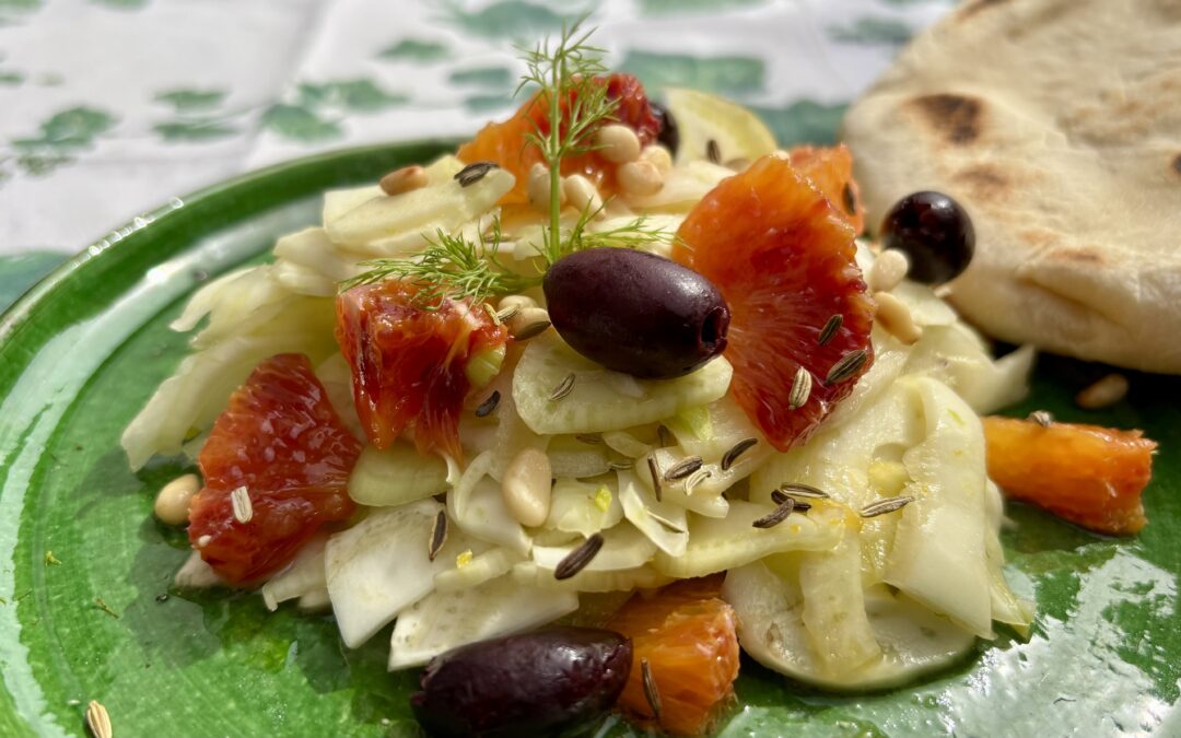 Fenchelsalat mit Blutorangenfilets, dazu Torta al Testo