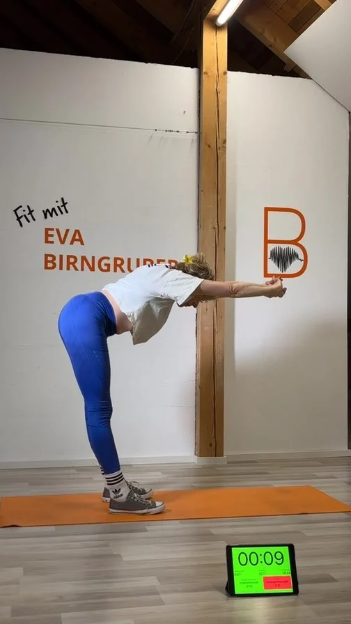 Ein Training zum Mitmachen für Hüfte und Rücken - live aufgenommen.
#livetraining #morgensfrühum6 #fitmiteva #evabirngruber #bodyweightworkout #fitimjedemalter